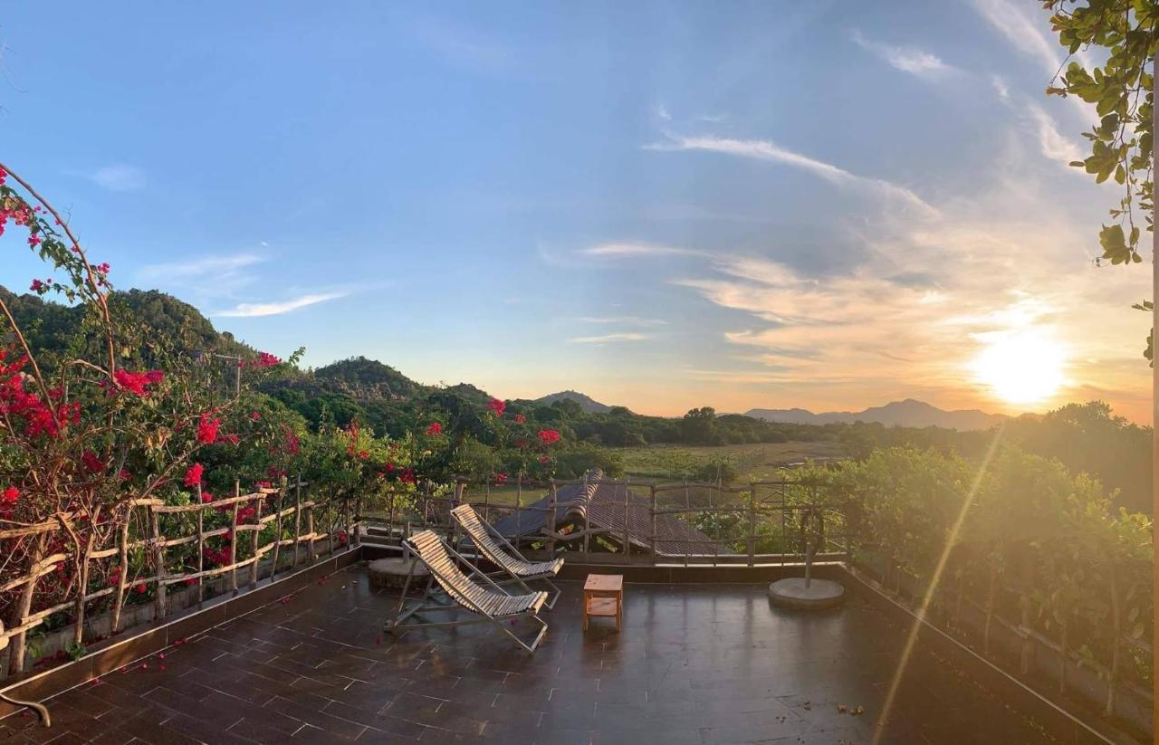 Dao Hoa Vang Villa Cam Ranh Exterior foto